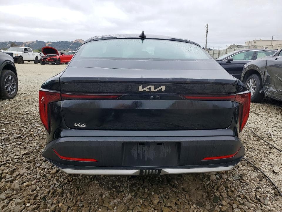 2025 KIA K4 LXS 6