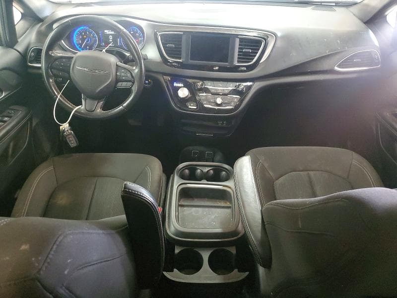 2019 CHRYSLER PACIFICA TOURING PLUS 8