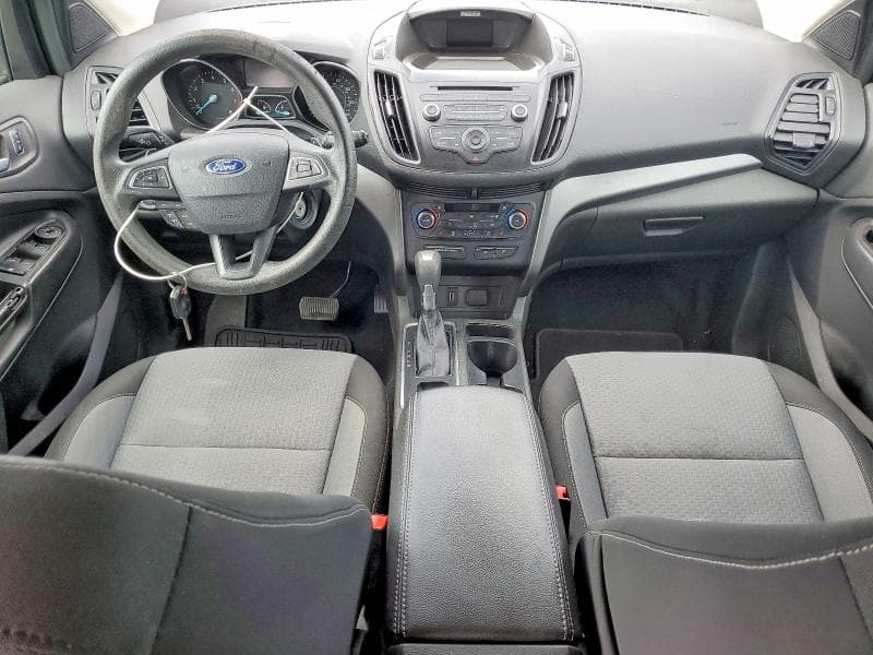 2017 FORD ESCAPE SE 8