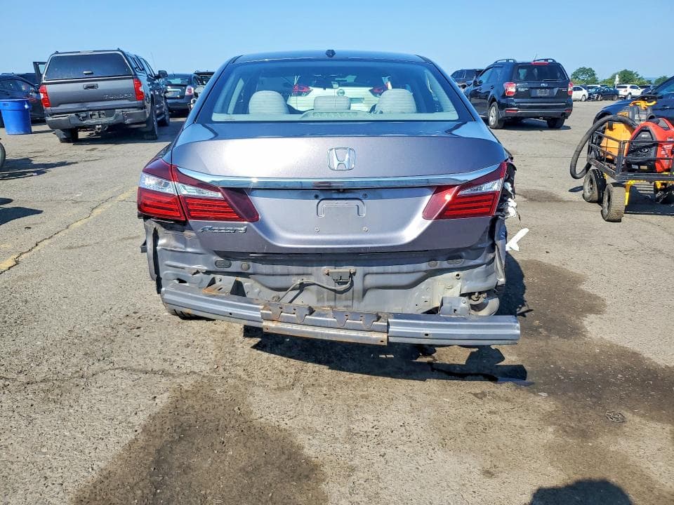 2017 HONDA ACCORD EX 6