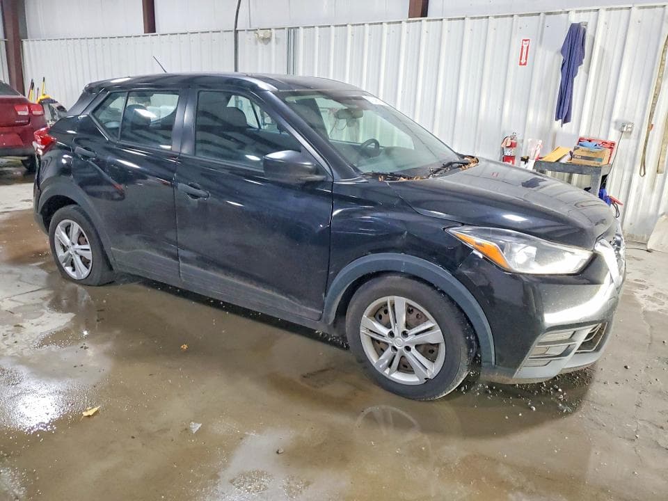 2020 NISSAN KICKS S 4