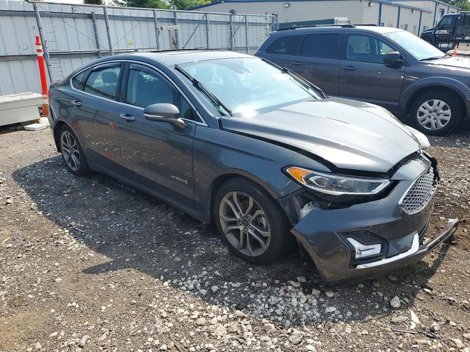2019 FORD FUSION TITANIUM 4