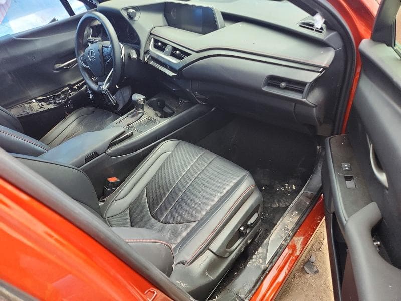 2019 LEXUS UX 200 8