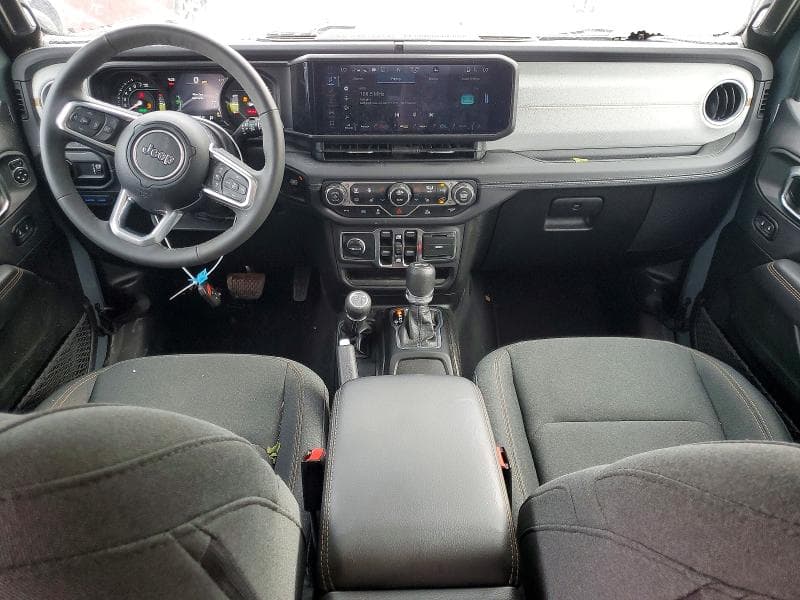 2025 JEEP WRANGLER SAHARA 4XE 8