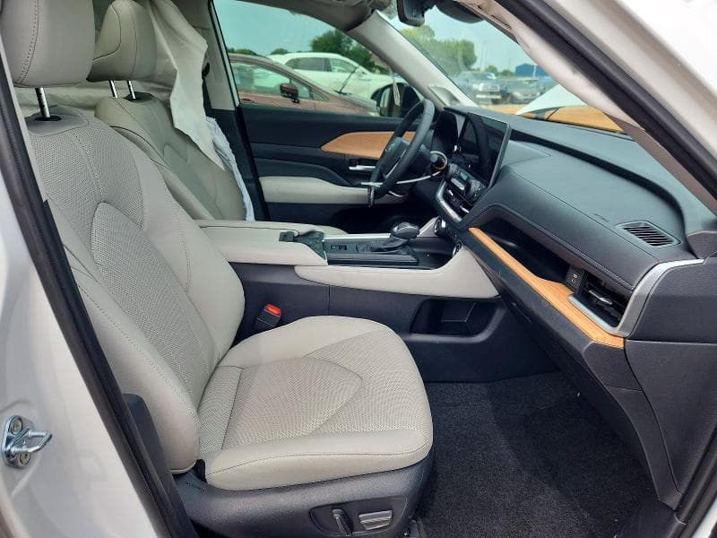 2026 TOYOTA GRAND HIGHLANDER LIMITED 7