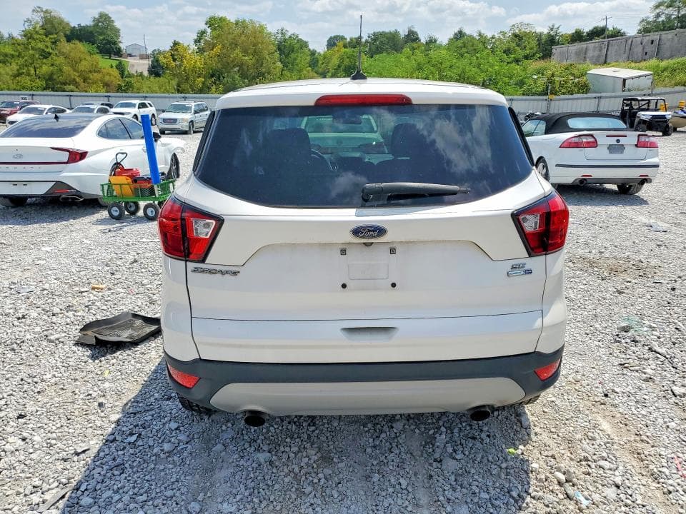 2019 FORD ESCAPE SE 6