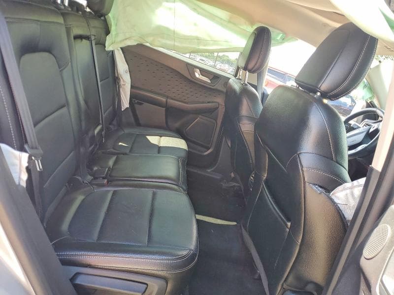 2020 FORD ESCAPE TITANIUM 11
