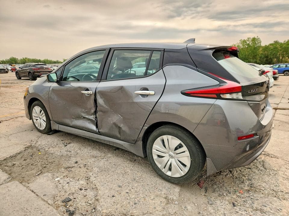 2025 NISSAN LEAF S 2