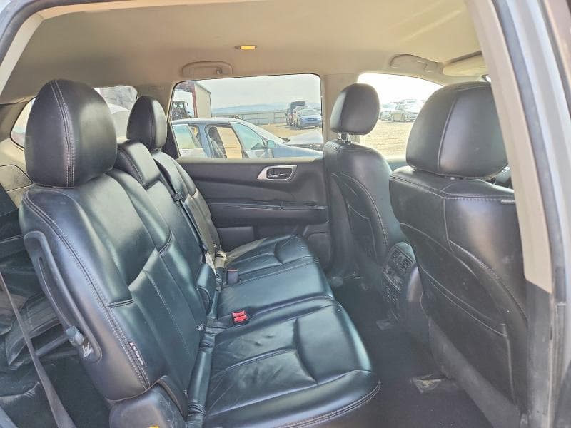 2018 NISSAN PATHFINDER SL 11