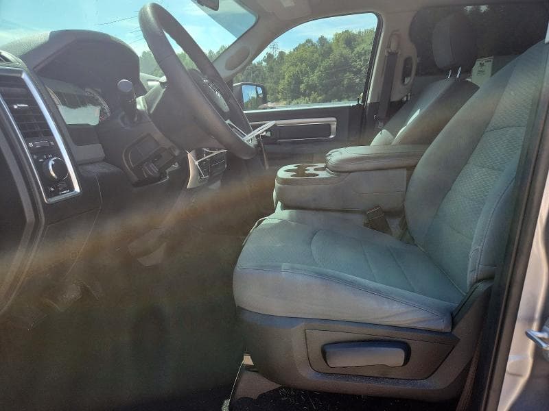 2019 RAM 1500 CLASSIC SLT 7