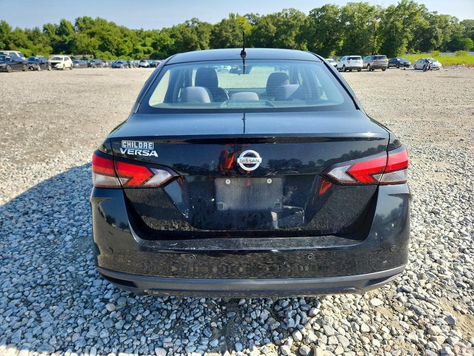 2020 NISSAN VERSA S 6