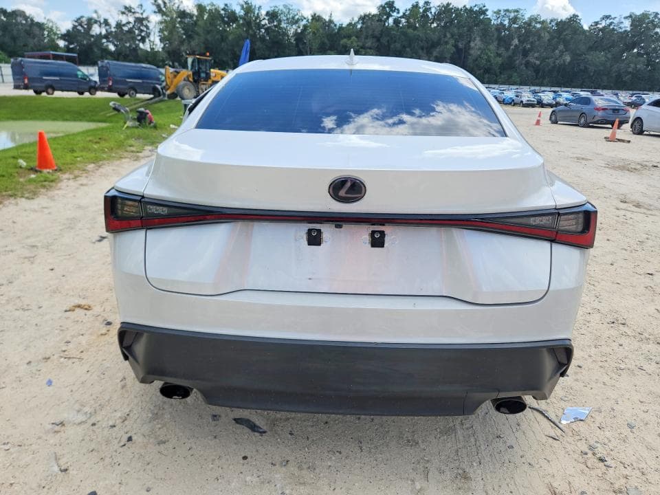 2022 LEXUS IS 300 6