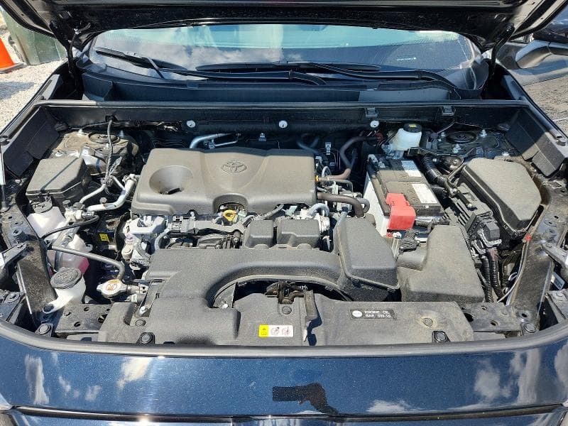 2025 TOYOTA RAV4 XLE PREMIUM 12