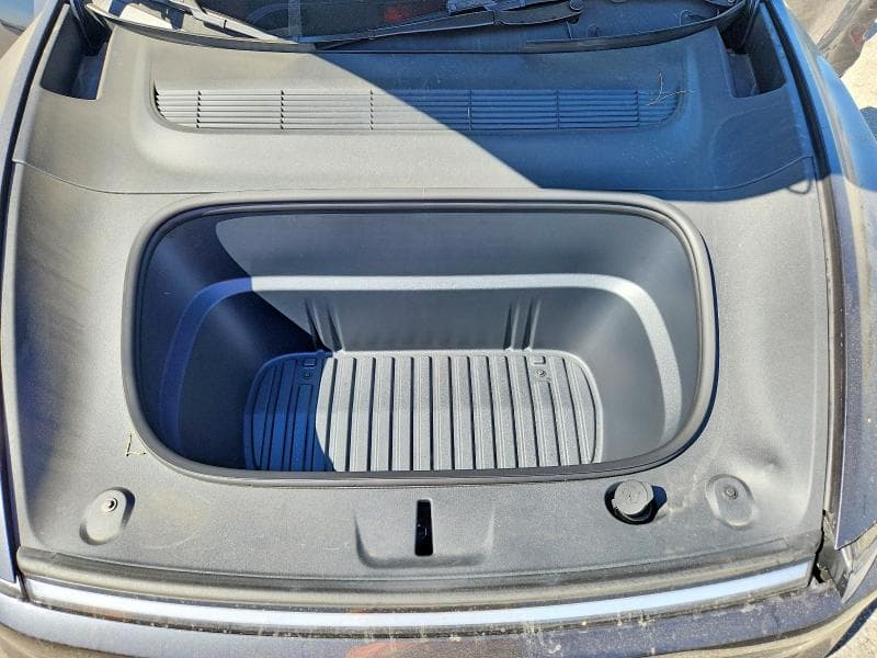 2026 TESLA MODEL Y 12