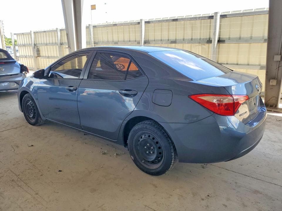2018 TOYOTA COROLLA LE 2