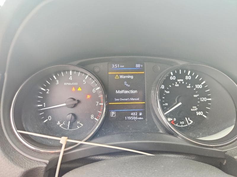 2018 NISSAN ROGUE S 9