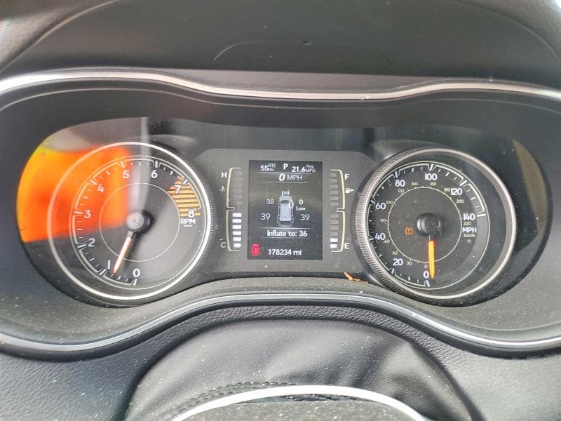 2019 JEEP CHEROKEE LATITUDE PLUS 9