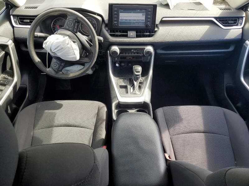 2019 TOYOTA RAV4 LE 8