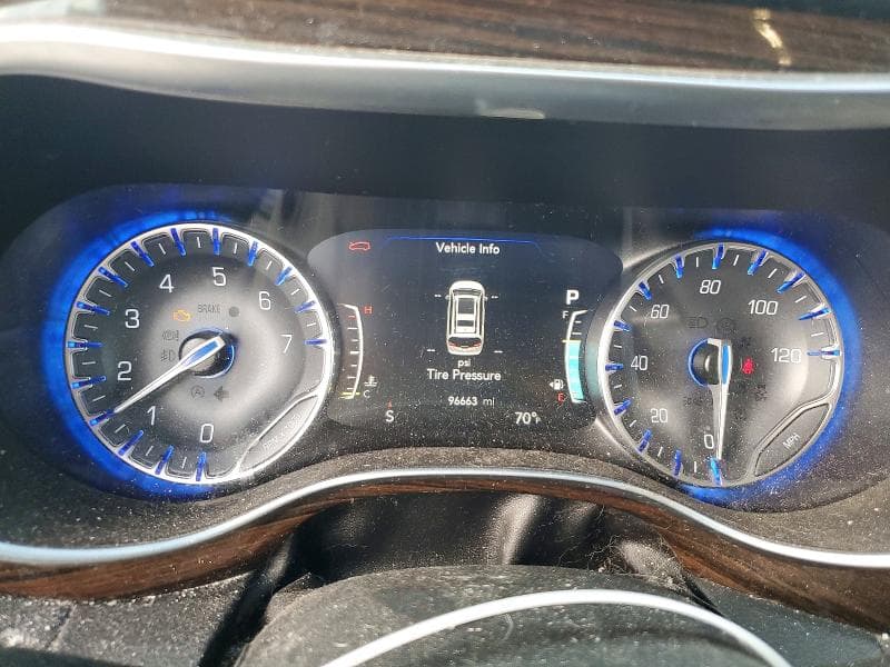 2022 CHRYSLER PACIFICA LIMITED 9