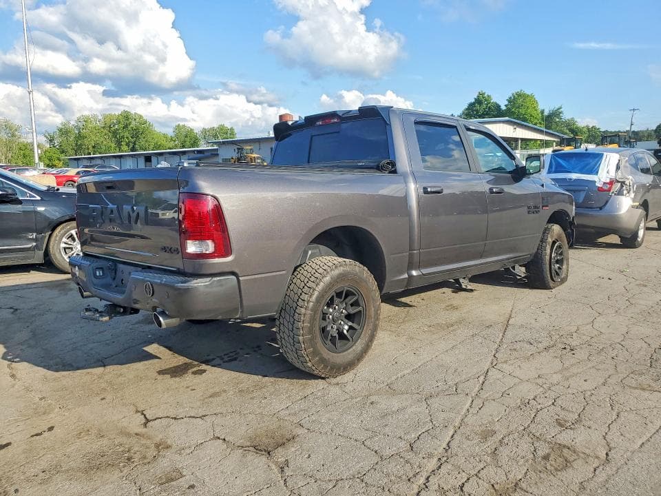 2017 RAM 1500 SPORT 3