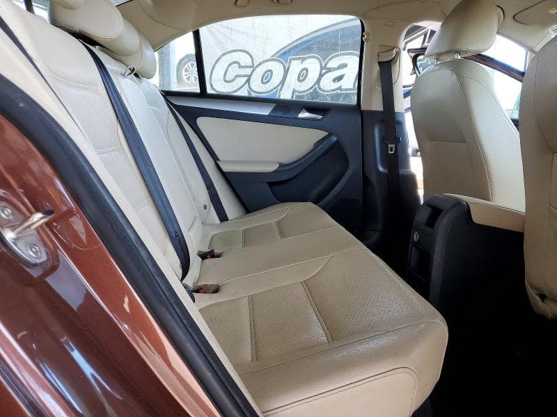 2017 VOLKSWAGEN JETTA SE 10