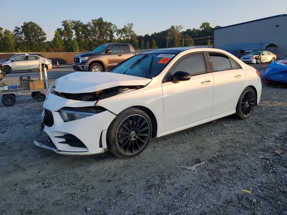 2019 MERCEDES-BENZ A 220