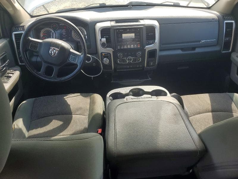 2017 RAM 1500 SLT 8