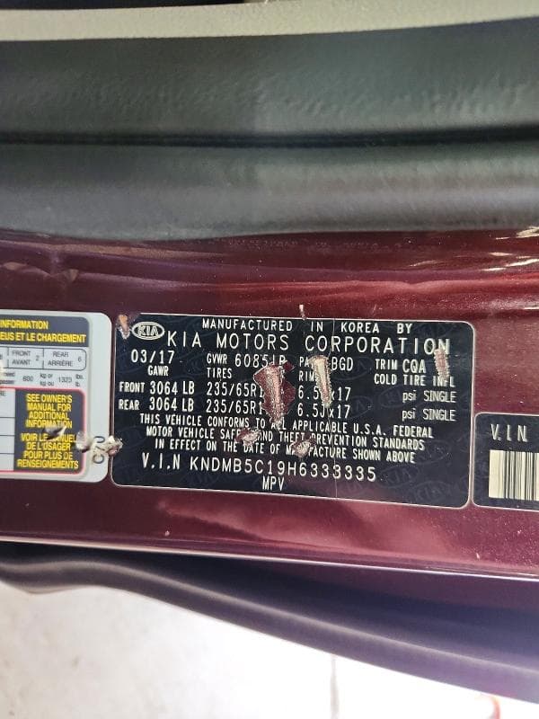 2017 KIA SEDONA LX 13