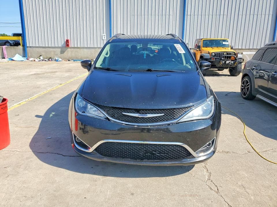 2020 CHRYSLER PACIFICA TOURING L 5