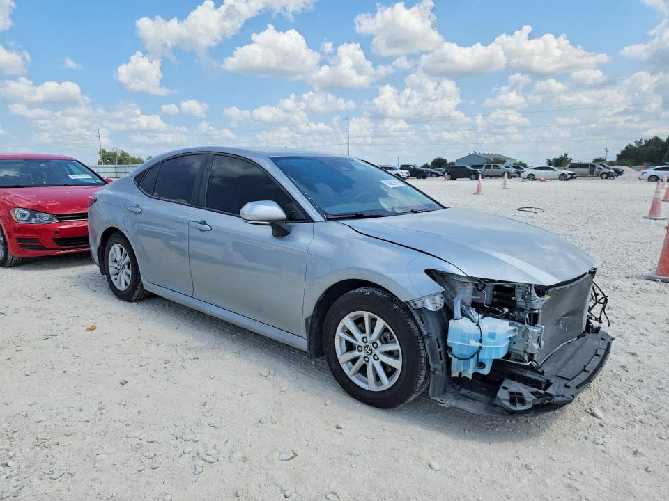 2025 TOYOTA CAMRY LE 4