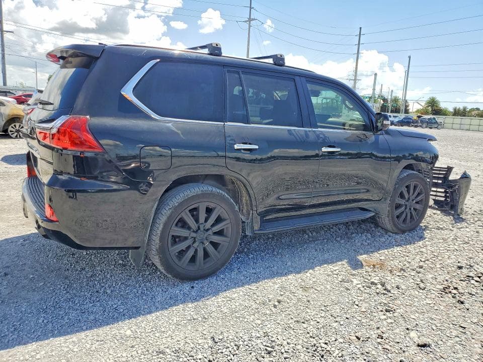 2018 LEXUS LX 570 3