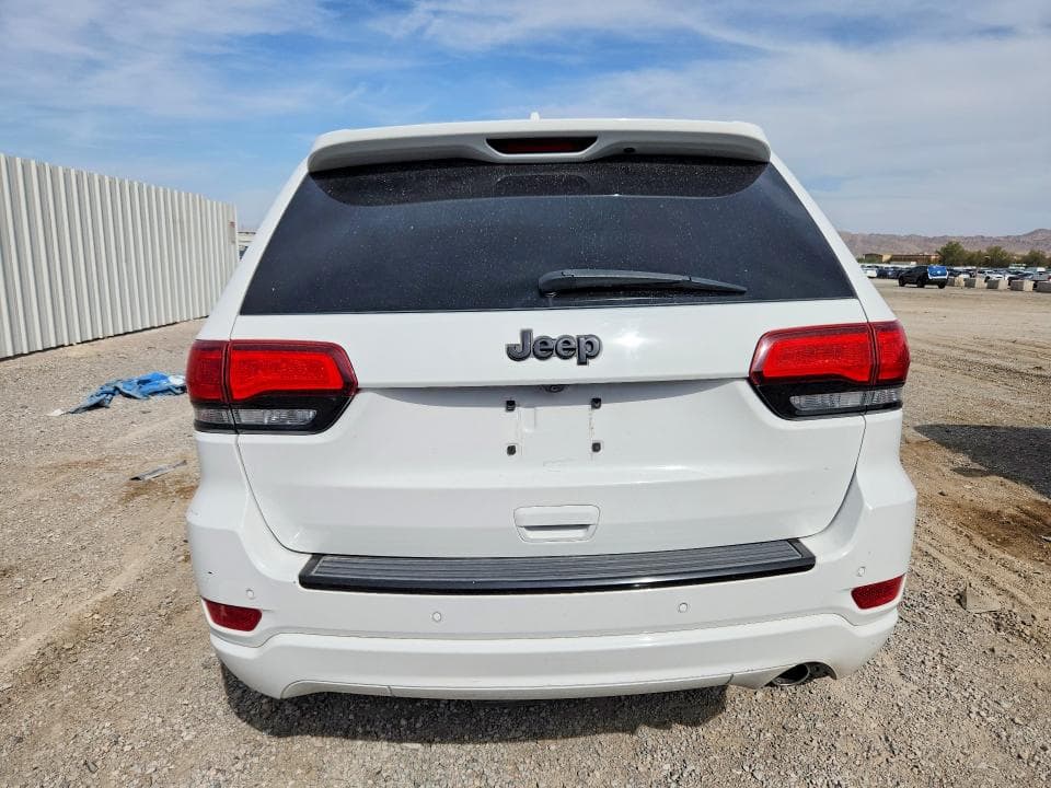 2017 JEEP GRAND CHEROKEE LAREDO 6