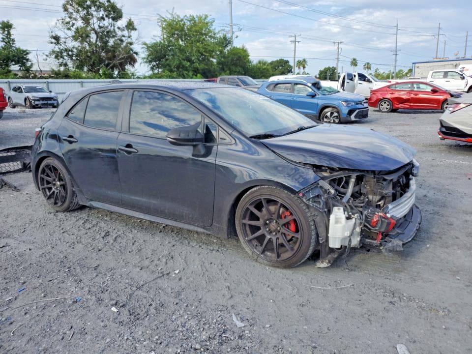 2021 TOYOTA COROLLA XSE 4
