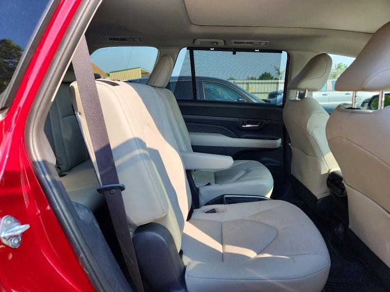 2026 TOYOTA GRAND HIGHLANDER LIMITED 11