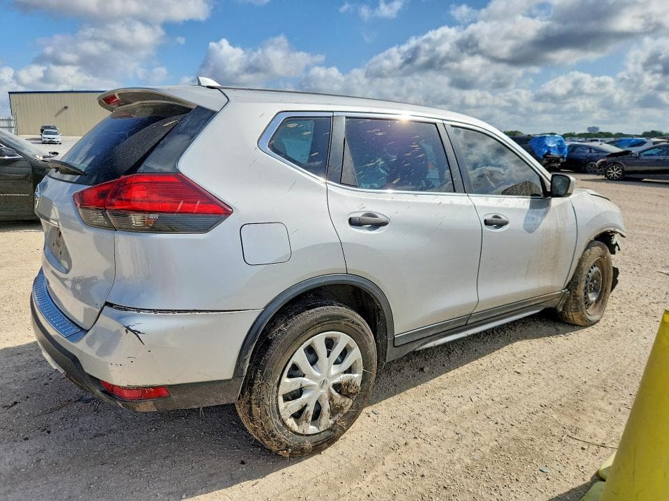 2017 NISSAN ROGUE S 3