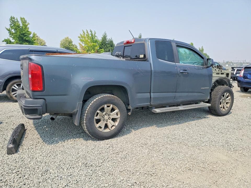 2017 CHEVROLET COLORADO LT 3