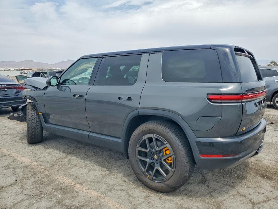 2027 RIVIAN R2 PERFORMANCE 2