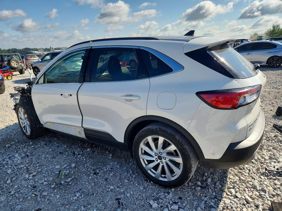 2022 FORD ESCAPE TITANIUM 2