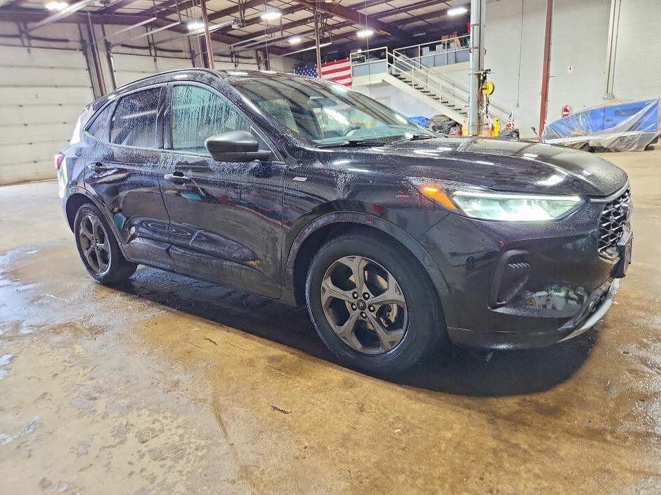 2023 FORD ESCAPE ST LINE 4