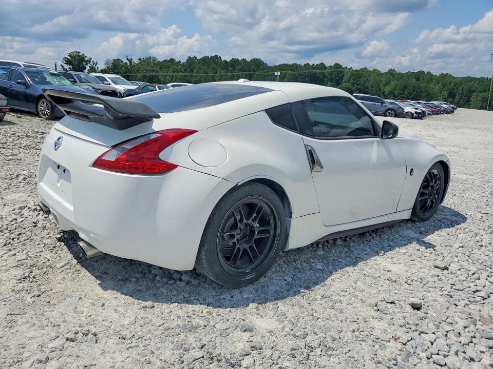 2018 NISSAN 370Z 3