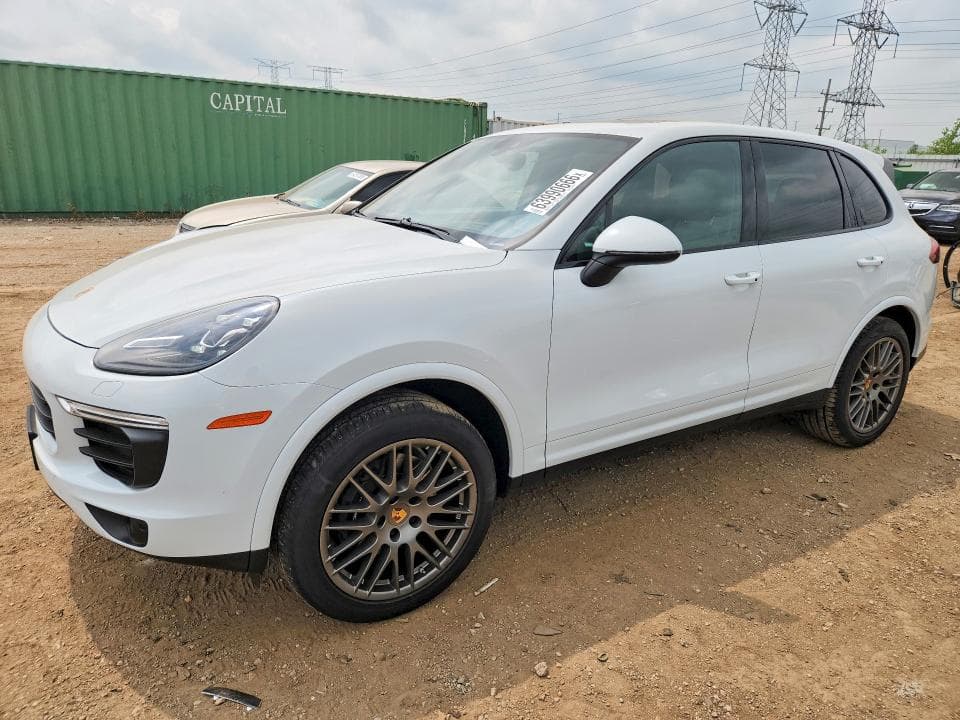 2017 PORSCHE CAYENNE