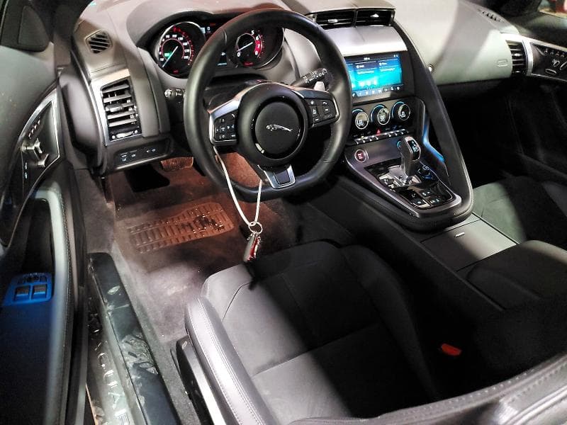 2020 JAGUAR F-TYPE 8