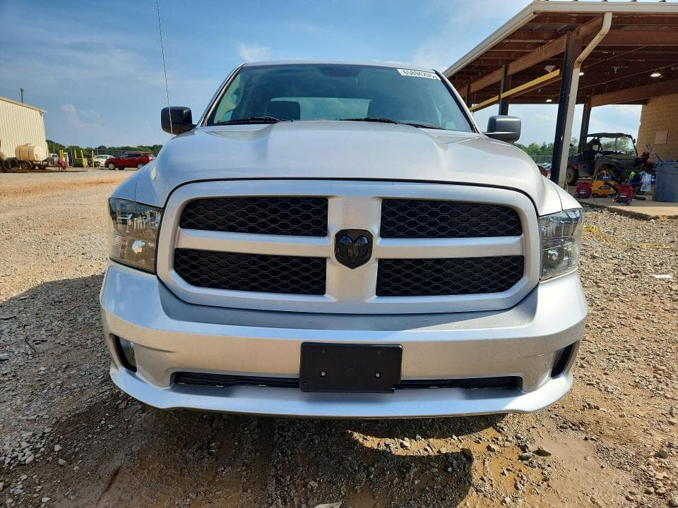 2019 RAM 1500 CLASSIC TRADESMAN 5