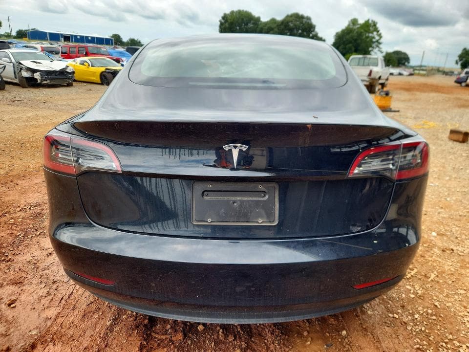 2023 TESLA MODEL 3 6