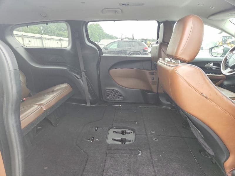 2018 CHRYSLER PACIFICA LIMITED 11