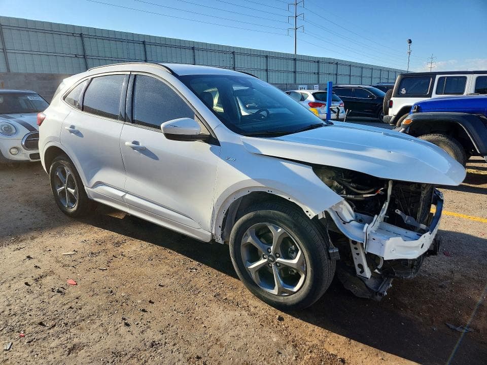 2023 FORD ESCAPE ST LINE SELECT 4