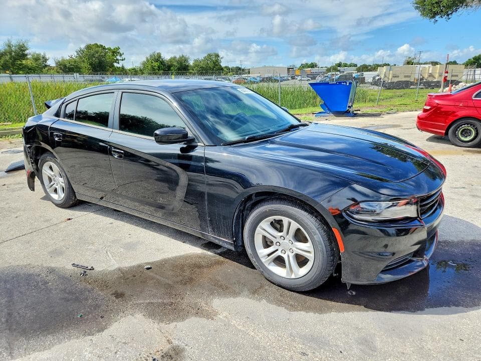 2019 DODGE CHARGER SXT 4