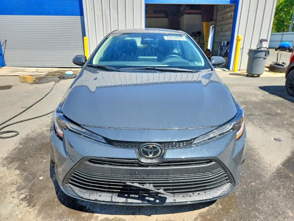 2025 TOYOTA COROLLA LE 5