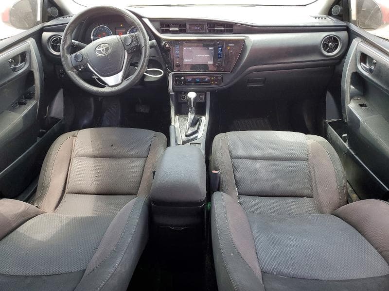 2017 TOYOTA COROLLA LE 8