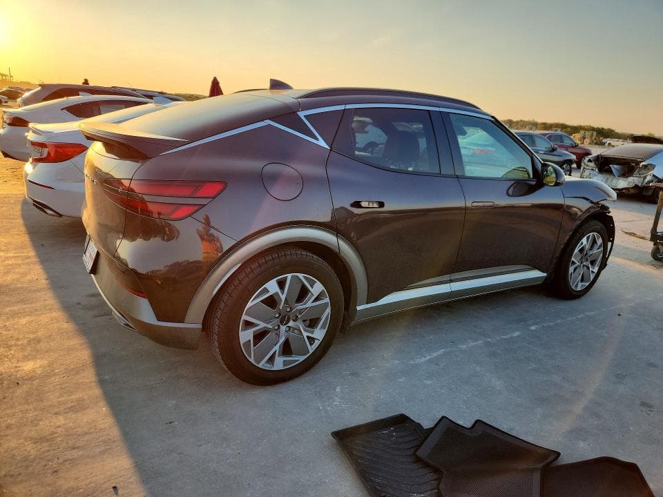 2024 GENESIS GV60 STANDARD 3